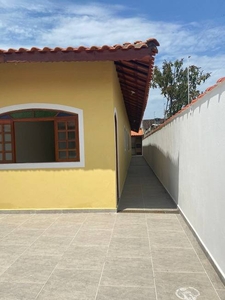 Casa com 3 Quartos e 1 banheiro à Venda, 83 m² por R$ 285.000