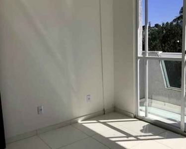 Casa Triplex de 105 m² com 02 Dormitórios C/ Suite /Varandas em Campo Grande - Rio de Jane