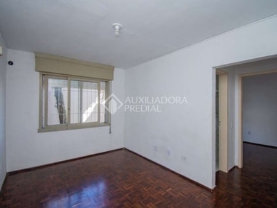 Apartamento com 1 quarto para alugar na rua professor pedro santa helena, 615, jardim do salso, porto alegre, 41 m2 por r$ 650