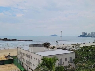 Apartamento frente total para o mar em pitangueiras