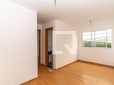 APARTAMENTO no 1º andar com 2 dormitórios e 1 garagem