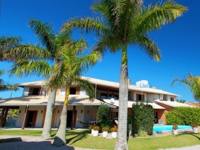 CASA À 50m DA PRAIA DE MARISCAL P/30 PESSOAS, COM PISCINA, 07 SUÍTES