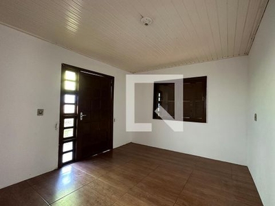 CASA com 3 dormitórios e 2 garagens