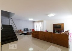 CASA com 5 dormitórios e 8 garagens