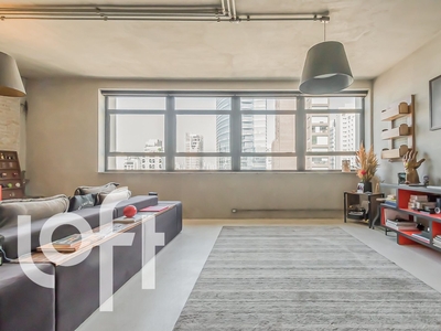 Apartamento à venda em Itaim Bibi com 105 m², 1 quarto, 1 suíte, 1 vaga
