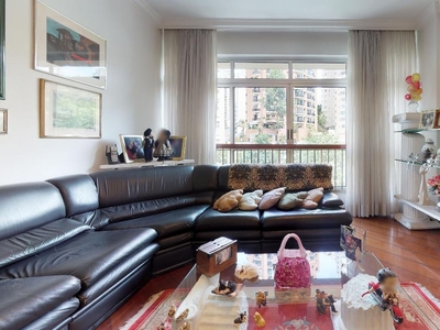 Apartamento à venda em Jardim Paulista com 273 m², 3 quartos, 1 suíte, 2 vagas