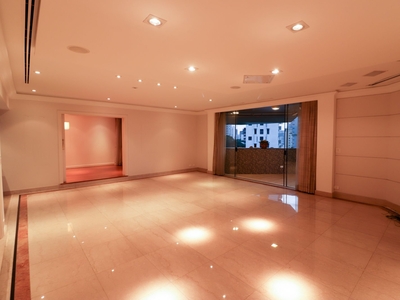Apartamento à venda em Vila Andrade com 45 m², 1 quarto, 1 suíte, 1 vaga