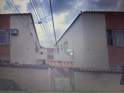 Apartamento em Barro Vermelho, São Gonçalo/RJ de 46m² 2 quartos à venda por R$ 119.000,00