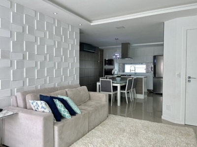 Apartamento em Buraquinho, Lauro De Freitas/BA de 50m² 3 quartos à venda por R$ 594.000,00