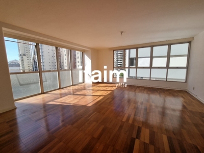Apartamento em Jardim Paulista, São Paulo/SP de 206m² 4 quartos para locação R$ 4.500,00/mes