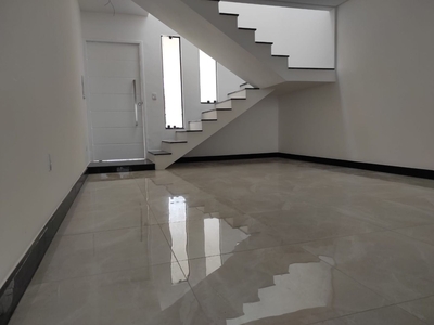 Casa em Aeroporto, Juiz de Fora/MG de 140m² 3 quartos à venda por R$ 594.000,00