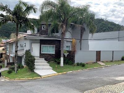 Casa em Ariribá, Balneário Camboriú/SC de 10m² 5 quartos à venda por R$ 2.979.000,00