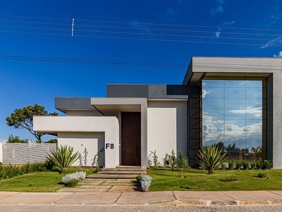 Casa em Asa Norte, Brasília/DF de 734m² 5 quartos à venda por R$ 2.679.000,00