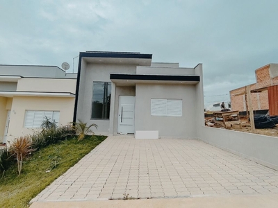 Casa em Caguassu, Sorocaba/SP de 100m² 3 quartos à venda por R$ 529.000,00