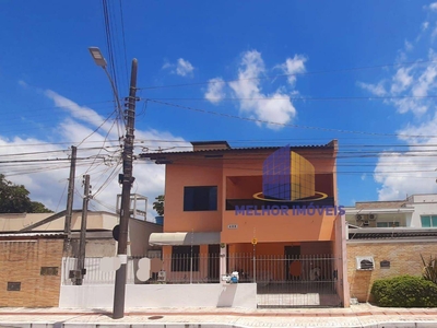 Casa em Centro, Balneário Camboriú/SC de 250m² 3 quartos à venda por R$ 1.349.000,00