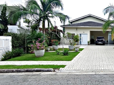 Casa em Centro, Cotia/SP de 269m² 3 quartos à venda por R$ 1.199.000,00