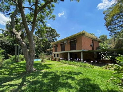 Casa em Chácara do Refúgio, Carapicuíba/SP de 2726m² 3 quartos à venda por R$ 1.099.000,00
