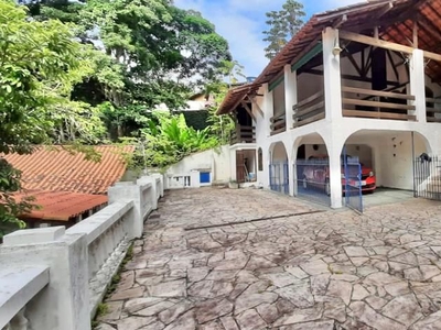 Casa em Itaipu, Niterói/RJ de 250m² 3 quartos à venda por R$ 369.000,00