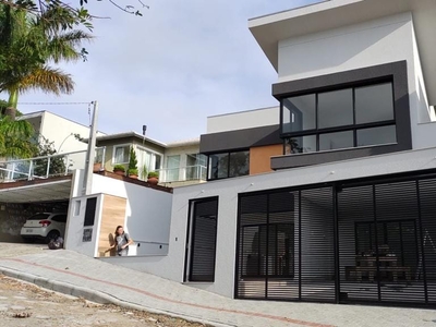Casa em Pereque, Porto Belo/SC de 256m² 3 quartos à venda por R$ 3.099.000,00