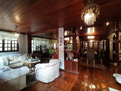 Casa em Rio Branco, Belo Horizonte/MG de 482m² 4 quartos à venda por R$ 959.000,00