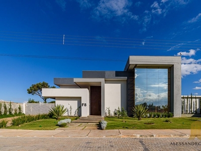 Casa em Setor Habitacional Tororó (Santa Maria), Brasília/DF de 734m² 5 quartos à venda por R$ 2.679.000,00