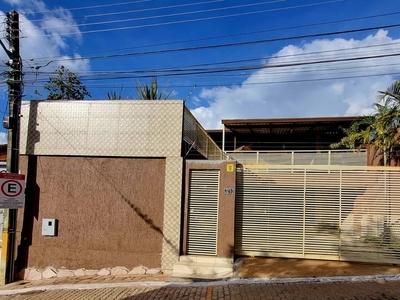 Casa em Setor Habitacional Vicente Pires (Taguatinga), Brasília/DF de 400m² 3 quartos à venda por R$ 1.149.000,00