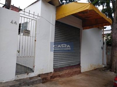 Casa em Vila Carmosina, São Paulo/SP de 300m² 3 quartos à venda por R$ 476.000,00