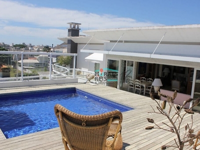 Penthouse em Jurerê, Florianópolis/SC de 380m² 3 quartos à venda por R$ 3.399.000,00