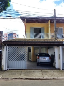 Sobrado em Jardim Augusta, São José dos Campos/SP de 118m² 4 quartos à venda por R$ 649.000,00