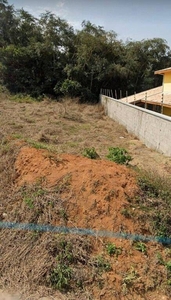 Terreno em Barreiro, Taubaté/SP de 344m² à venda por R$ 104.000,00