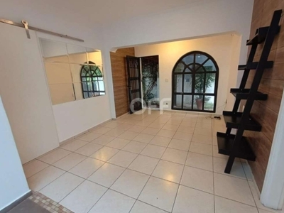 Casa com 2 quartos para alugar na rua saint hilaire, 255, vila jequitibás, campinas, 116 m2 por r$ 3.820