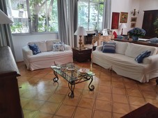 Apartamento à venda em Copacabana com 200 m², 4 quartos, 1 suíte, 1 vaga