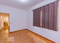 APARTAMENTO no 2º andar com 2 dormitórios