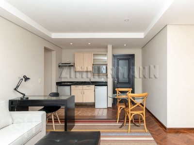 Apartamento à venda em Pinheiros com 52 m², 1 quarto, 1 suíte, 2 vagas