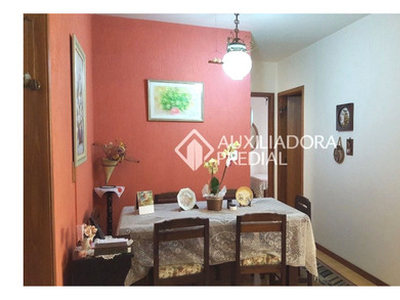 Apto Centro | 2 Quartos | 69 M² | Cond: R$210.0 | 0 Vagas