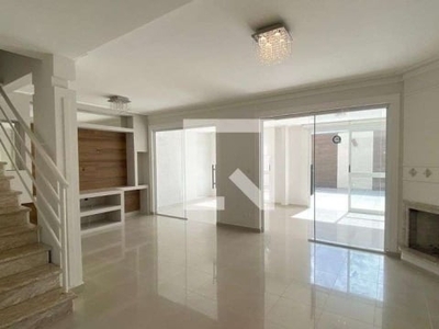 Casa / Sobrado em Condomínio para Aluguel - Alphaville, 3 Quartos, 300 m² - Santana de Parnaíba