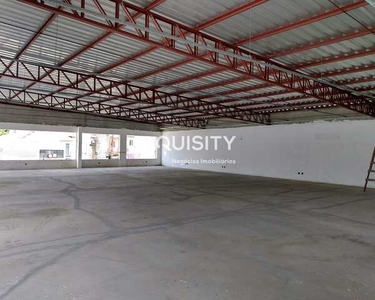 Prédio Comercial 1040m² em Santana, dividido em 3 lojas