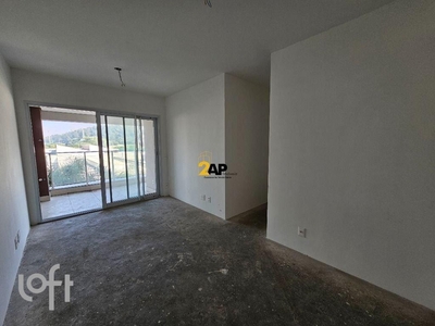 Apartamento à venda em Santo Amaro com 84 m², 3 quartos, 1 suíte, 1 vaga