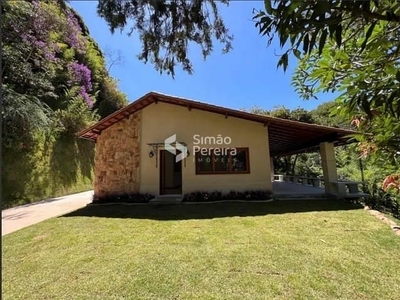 Casa em Itaipava, Petrópolis/RJ de 170m² 3 quartos à venda por R$ 1.499.000,00