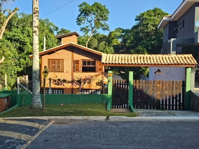 Casa em Transurb, Itapevi/SP de 198m² 2 quartos à venda por R$ 1.200.000,00 ou para locação R$ 4.240,42/mes