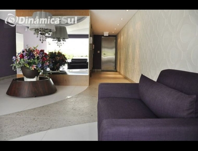 Apartamento no Bairro Victor Konder em Blumenau com 2 Dormitórios (1 suíte) e 72.59 m²