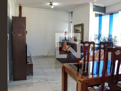 Apartamento para alugar com 3 dorms, 82m²