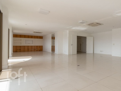 Apartamento à venda em Barra da Tijuca com 407 m², 5 quartos, 5 suítes, 4 vagas