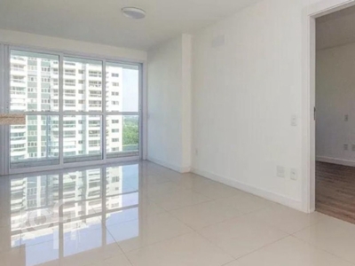 Apartamento à venda em Barra da Tijuca com 79 m², 2 quartos, 2 suítes, 1 vaga