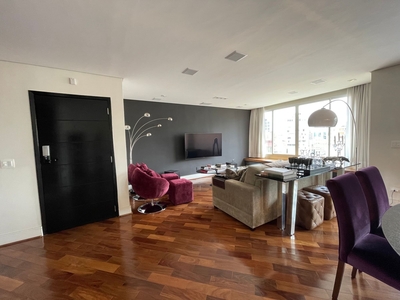 Apartamento à venda em Bela Vista com 185 m², 2 quartos, 2 suítes, 2 vagas