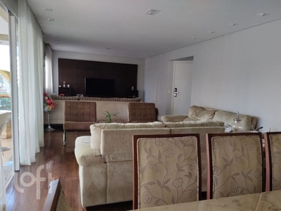 Apartamento à venda em Campo Belo com 169 m², 3 quartos, 3 suítes, 4 vagas