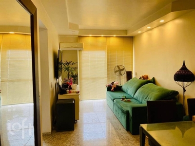 Apartamento à venda em Grajaú com 76 m², 2 quartos, 1 suíte, 1 vaga