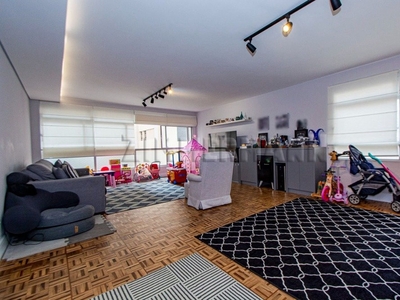 Apartamento à venda em Higienópolis com 185 m², 3 quartos, 1 suíte, 2 vagas