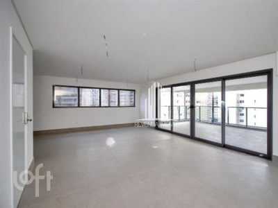 Apartamento à venda em Vila Olímpia com 246 m², 4 quartos, 4 suítes, 4 vagas