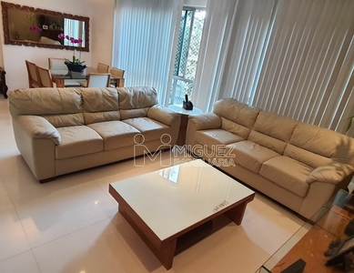 Apartamento à venda por R$ 949.990